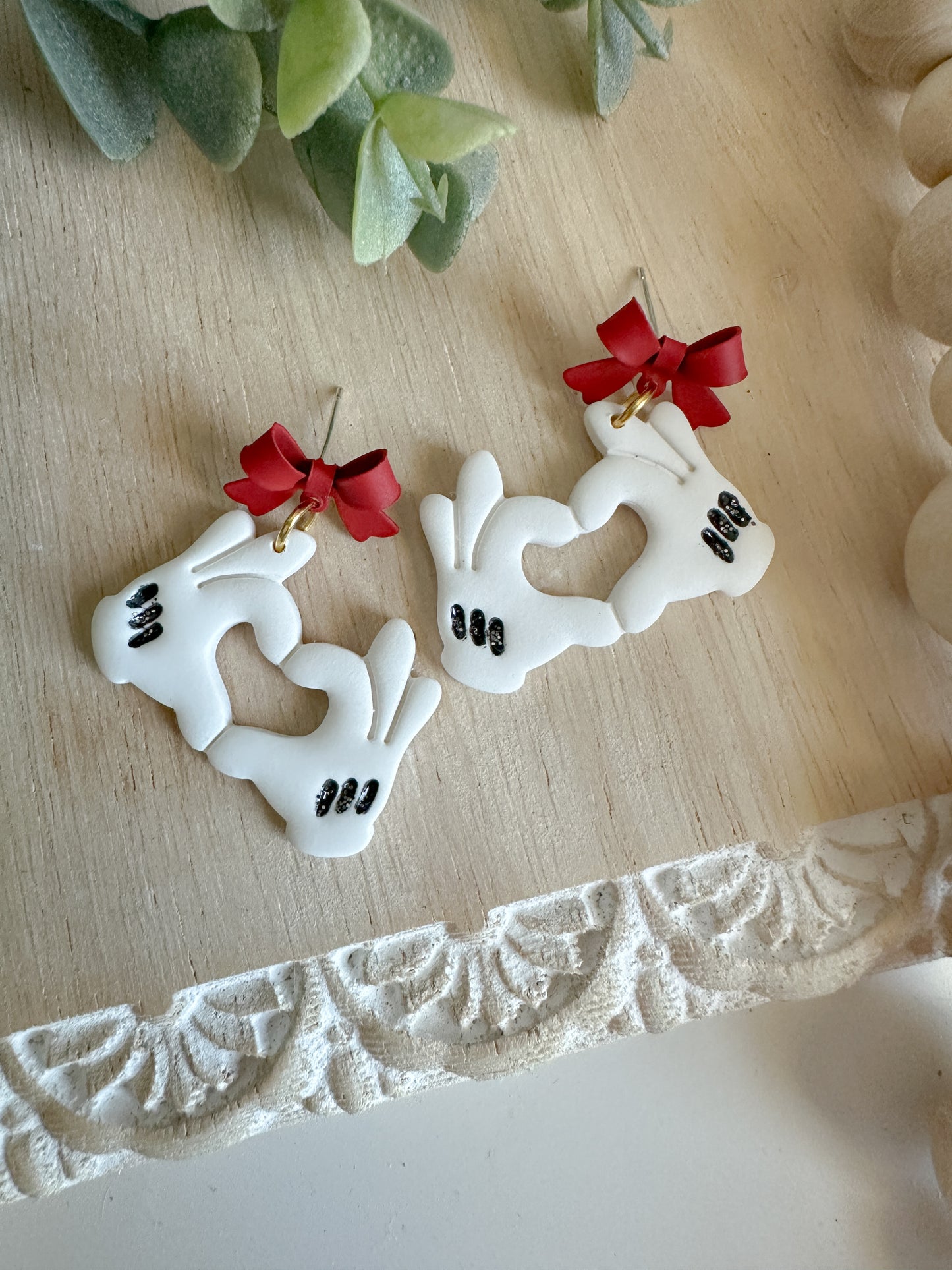 Mouse Heart Hands