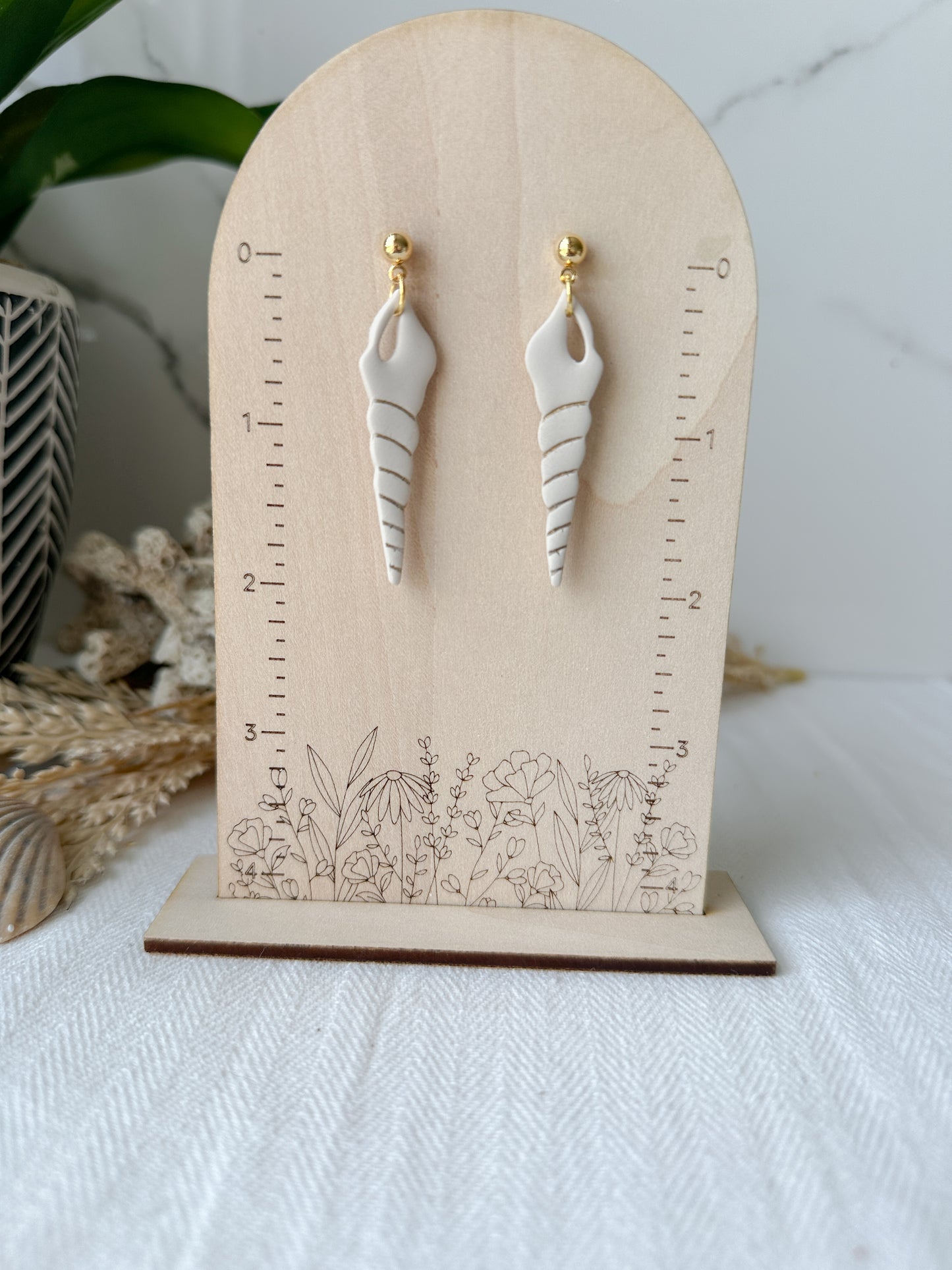 Turret Shell Earrings (2 color options)