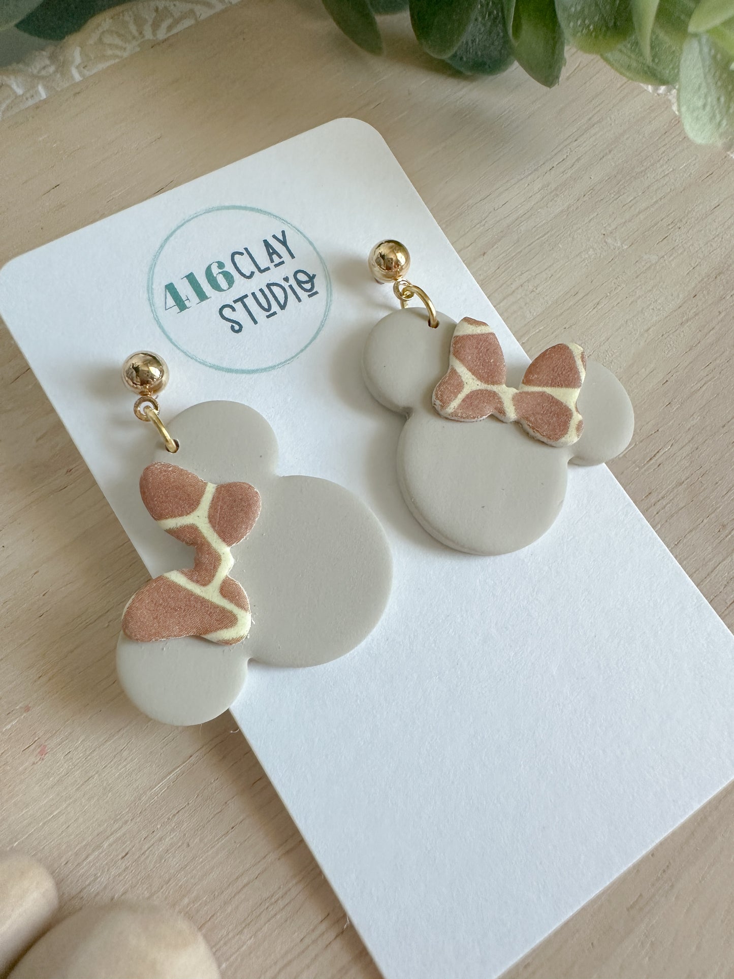 Giraffe Mouse Ears