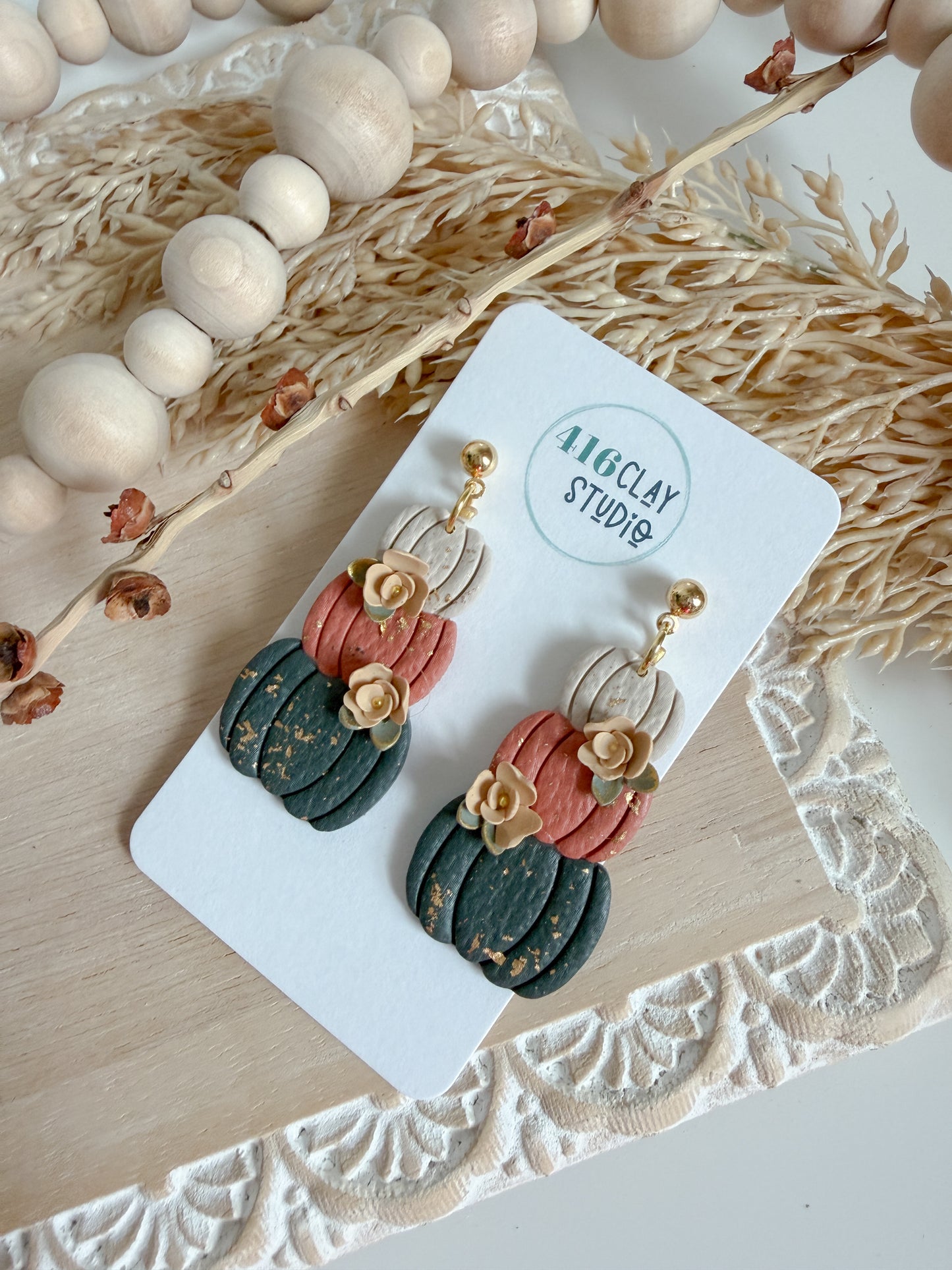 Wildflower Pumpkin Stack