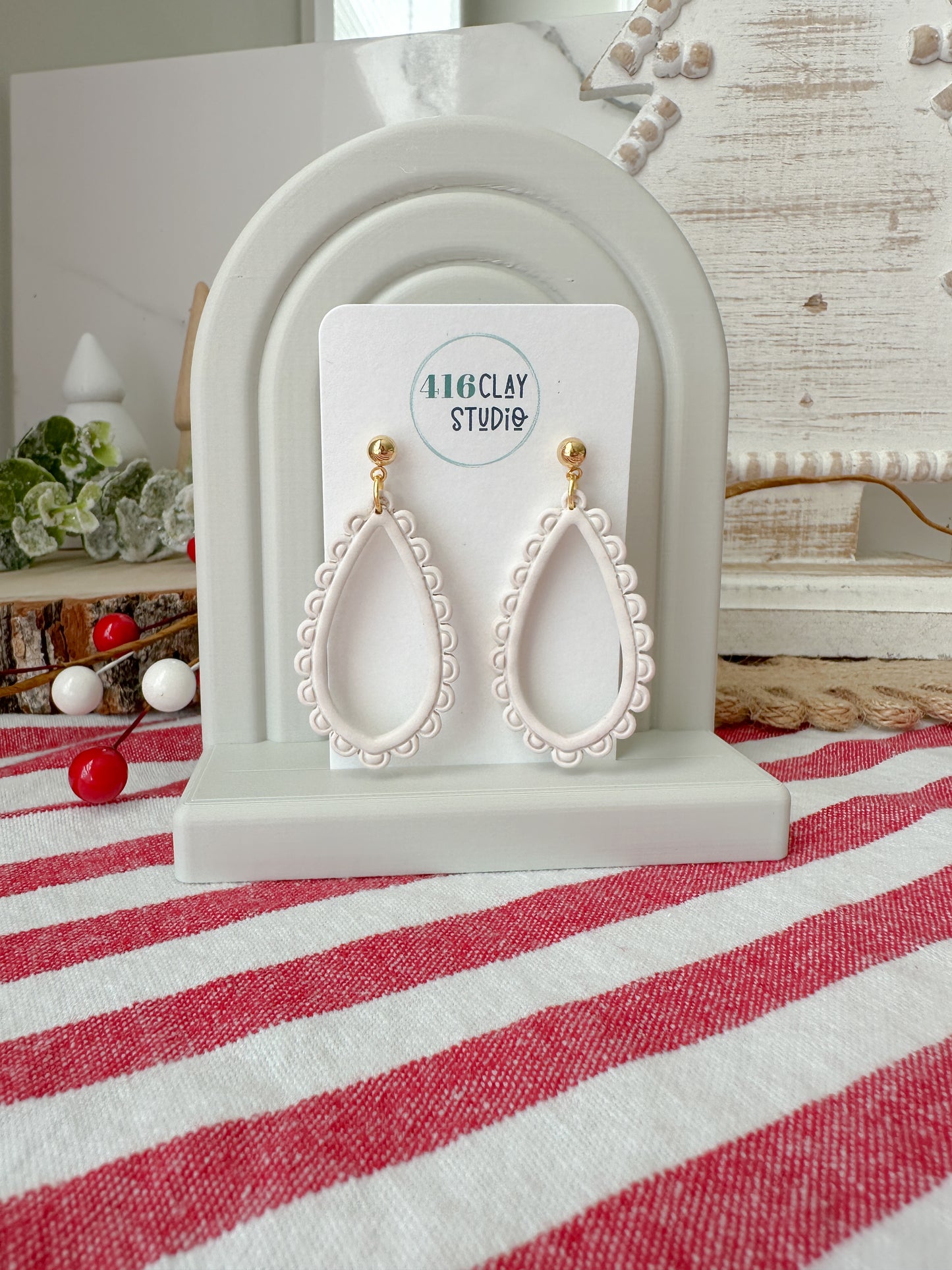 Scalloped Teardrop Earrings